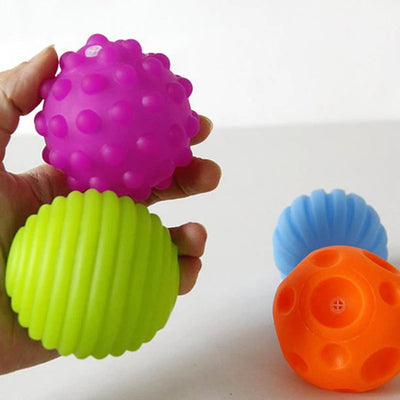 Set de pelotas para baño con texturas y formas x 6